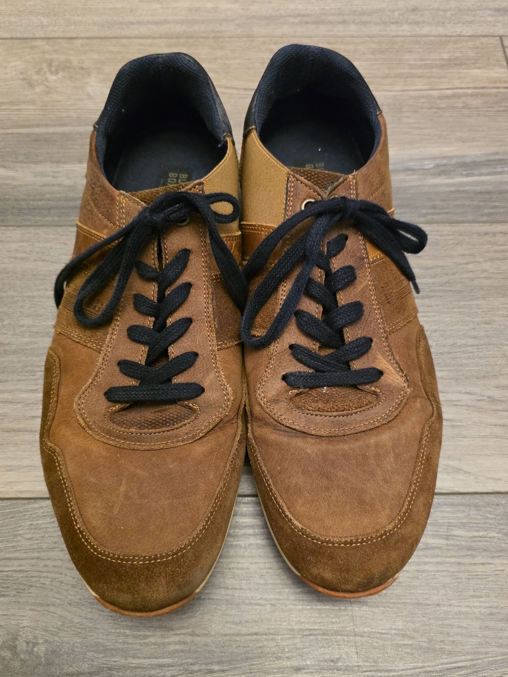 Men's Tan Suede Lace-Up Sneakers - Casual Everyday Comfort